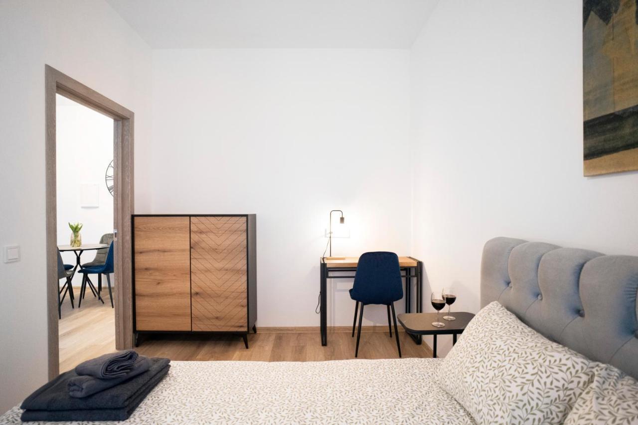Central Station Apartment No4 Kaunas Esterno foto
